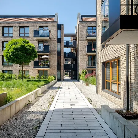 Sadowa Front Park With Free Parking By Downtown * Gdańsk